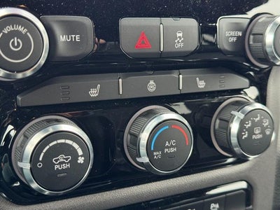 2025 RAM Ram 3500 RAM 3500 BIG HORN CREW CAB 4X4 6'4' BOX