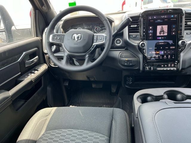 2025 RAM 2500 RAM 2500 BIG HORN CREW CAB 4X4 6'4' BOX