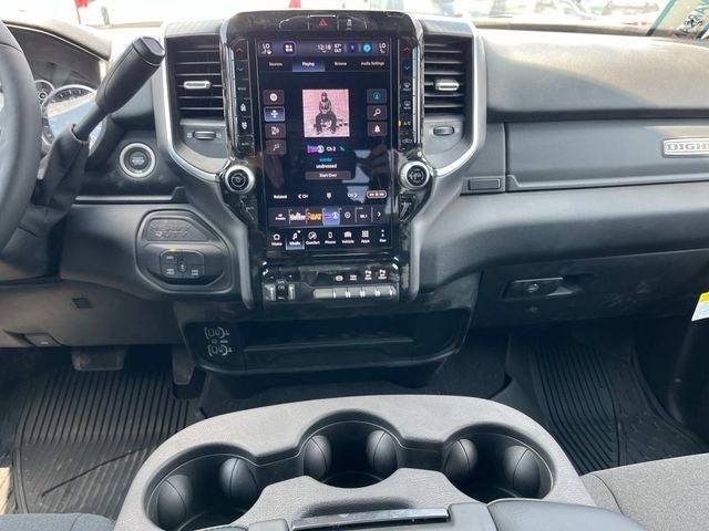 2025 RAM 2500 RAM 2500 BIG HORN CREW CAB 4X4 6'4' BOX