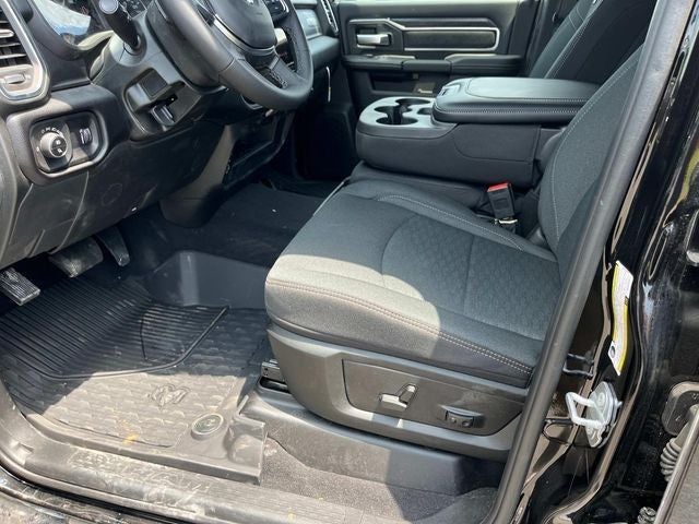 2025 RAM 2500 RAM 2500 BIG HORN CREW CAB 4X4 6'4' BOX