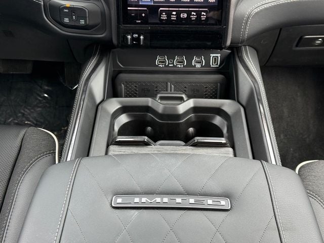 2025 RAM Ram 2500 RAM 2500 LIMITED CREW CAB 4X4 6'4' BOX