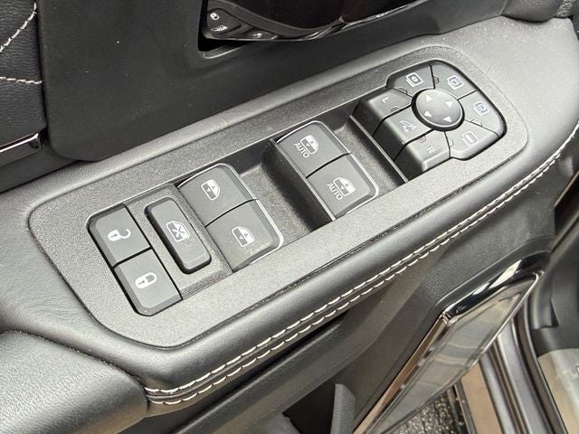 2025 RAM Ram 2500 RAM 2500 LIMITED CREW CAB 4X4 6'4' BOX