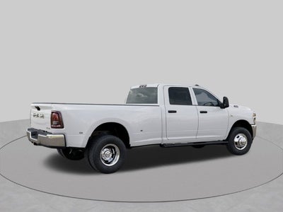 2027 RAM Ram 3500 RAM 3500 TRADESMAN CREW CAB 4X4 8' BOX