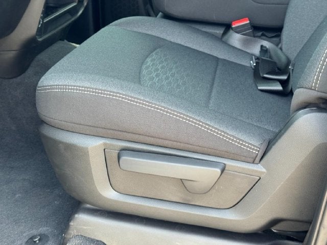2027 RAM Ram 3500 RAM 3500 TRADESMAN CREW CAB 4X4 8' BOX