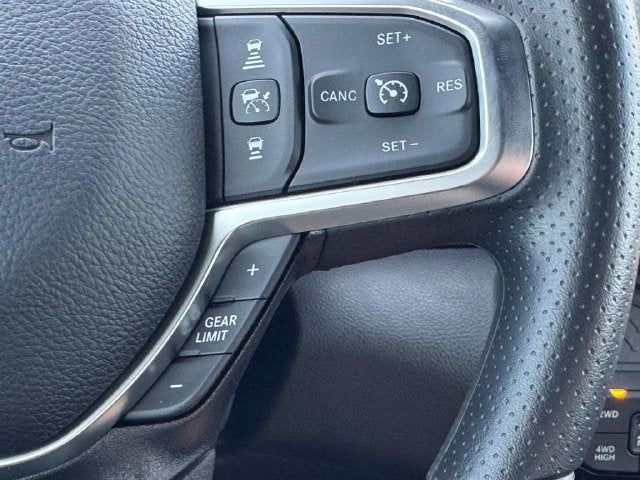 2027 RAM Ram 3500 RAM 3500 TRADESMAN CREW CAB 4X4 8' BOX