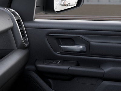 2027 RAM Ram 1500 RAM 1500 EXPRESS CREW CAB 4X4 5'7' BOX
