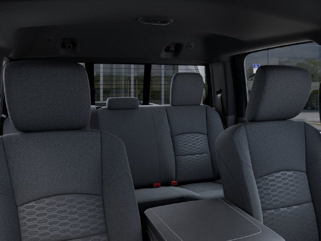 2027 RAM Ram 2500 RAM 2500 BLACK EXPRESS CREW CAB 4X4 6'4' BOX