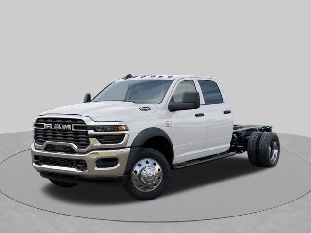 2027 RAM Ram 5500 Chassis Cab RAM 5500 TRADESMAN CHASSIS CREW CAB 4X4 60' CA