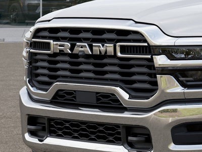 2027 RAM Ram 5500 Chassis Cab RAM 5500 TRADESMAN CHASSIS CREW CAB 4X4 60' CA
