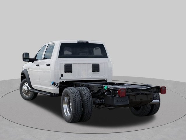 2027 RAM Ram 5500 Chassis Cab RAM 5500 TRADESMAN CHASSIS CREW CAB 4X4 60' CA
