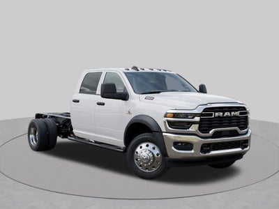 2027 RAM Ram 5500 Chassis Cab RAM 5500 TRADESMAN CHASSIS CREW CAB 4X4 60' CA