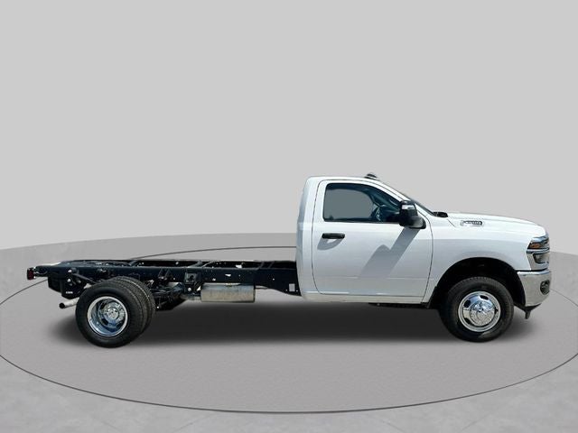 2026 RAM Ram 3500 Chassis Cab RAM 3500 TRADESMAN CHASSIS REGULAR CAB 4X4 84' CA
