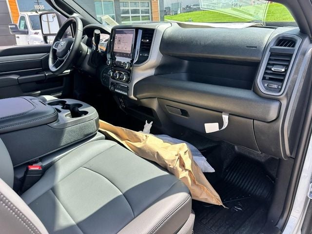 2026 RAM Ram 3500 Chassis Cab RAM 3500 TRADESMAN CHASSIS REGULAR CAB 4X4 84' CA