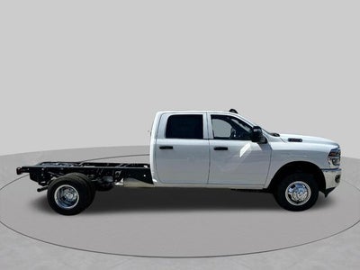 2026 RAM Ram 3500 Chassis Cab RAM 3500 TRADESMAN CREW CAB CHASSIS 4X4 60' CA