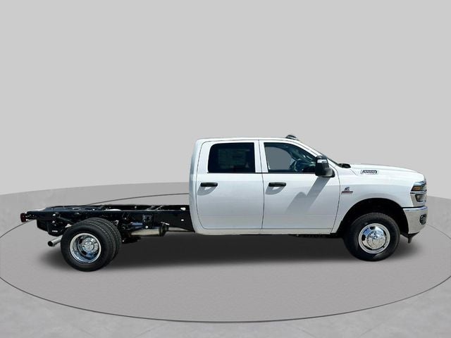 2026 RAM Ram 3500 Chassis Cab RAM 3500 TRADESMAN CREW CAB CHASSIS 4X4 60' CA