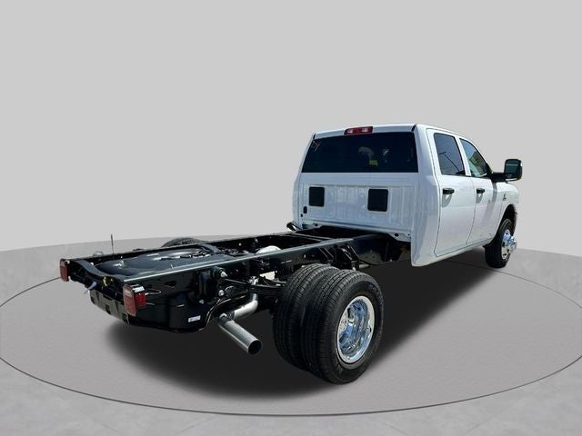 2026 RAM Ram 3500 Chassis Cab RAM 3500 TRADESMAN CREW CAB CHASSIS 4X4 60' CA
