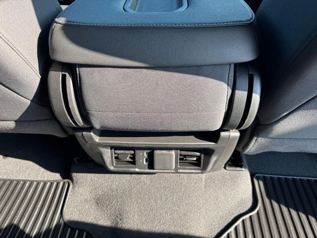 2024 GMC Sierra 1500 4WD Crew Cab Short Box Elevation with 3SB