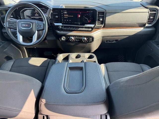 2024 GMC Sierra 1500 4WD Crew Cab Short Box Elevation with 3SB