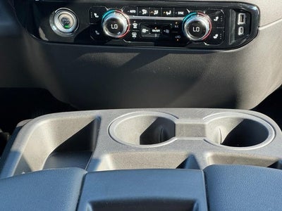 2024 GMC Sierra 1500 4WD Crew Cab Short Box Elevation with 3SB