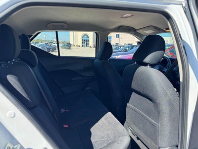 2024 Nissan Kicks S Xtronic CVT