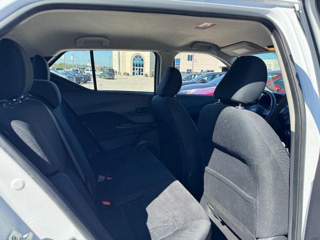 2024 Nissan Kicks S Xtronic CVT