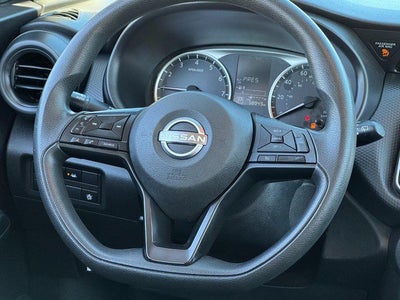 2024 Nissan Kicks S Xtronic CVT