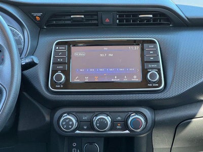 2024 Nissan Kicks S Xtronic CVT