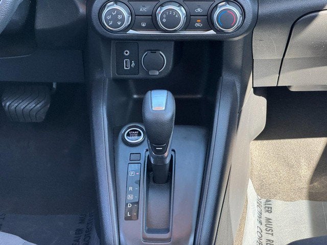 2024 Nissan Kicks S Xtronic CVT
