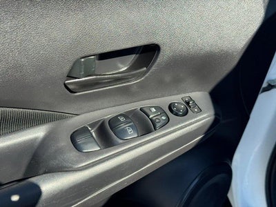 2024 Nissan Kicks S Xtronic CVT
