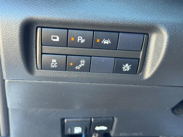 2024 Nissan Kicks S Xtronic CVT