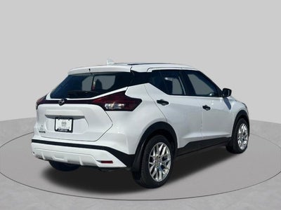 2024 Nissan Kicks S Xtronic CVT