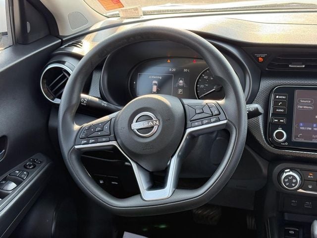 2023 Nissan Kicks SV Xtronic CVT
