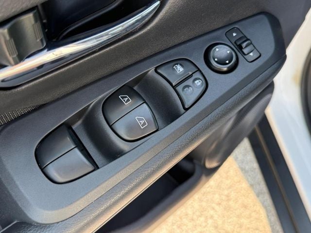 2023 Nissan Kicks SV Xtronic CVT