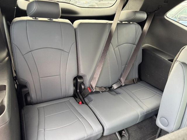 2023 Buick Enclave Essence AWD