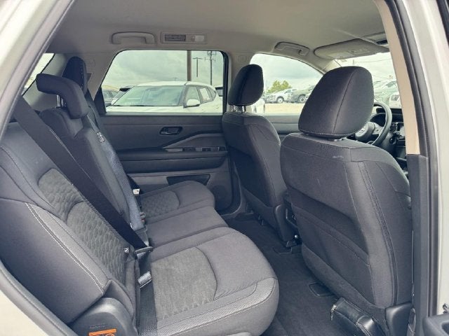 2023 Nissan Pathfinder S 4WD