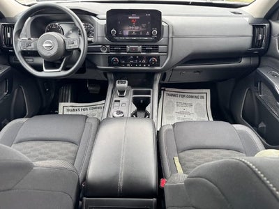 2023 Nissan Pathfinder S 4WD