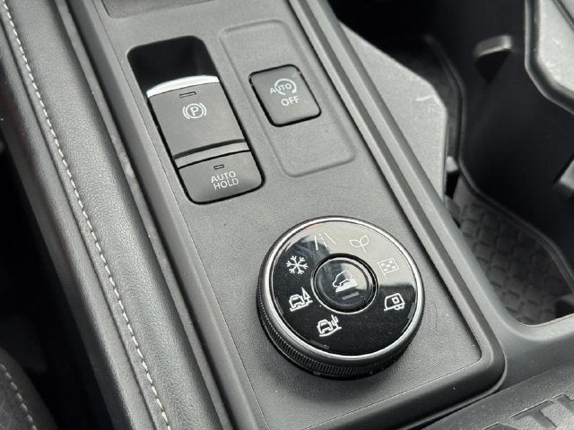 2023 Nissan Pathfinder S 4WD