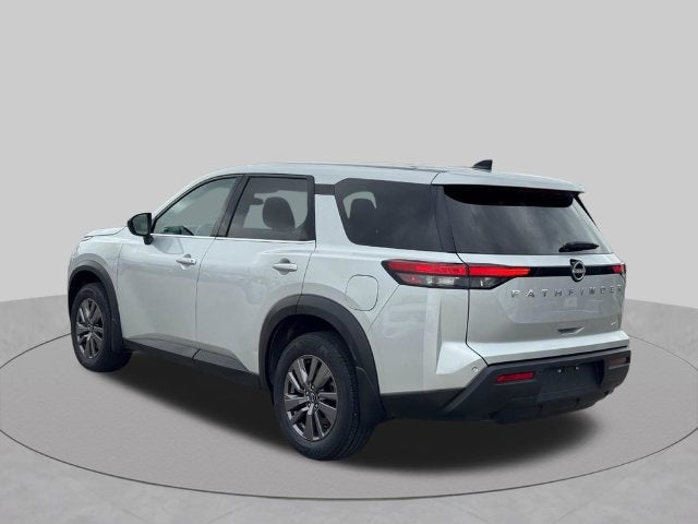 2023 Nissan Pathfinder S 4WD