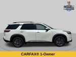 2024 Nissan Pathfinder SV 4WD