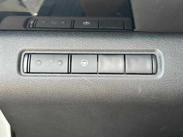 2024 Nissan Pathfinder SV 4WD