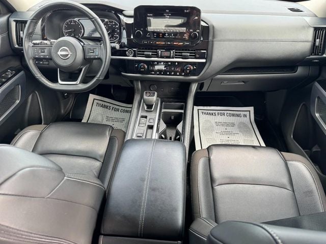 2024 Nissan Pathfinder SL FWD