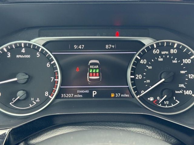 2024 Nissan Pathfinder SL FWD