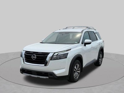 2025 Nissan Pathfinder SL 4WD