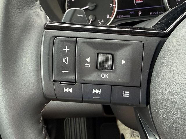2025 Nissan Pathfinder SL 4WD