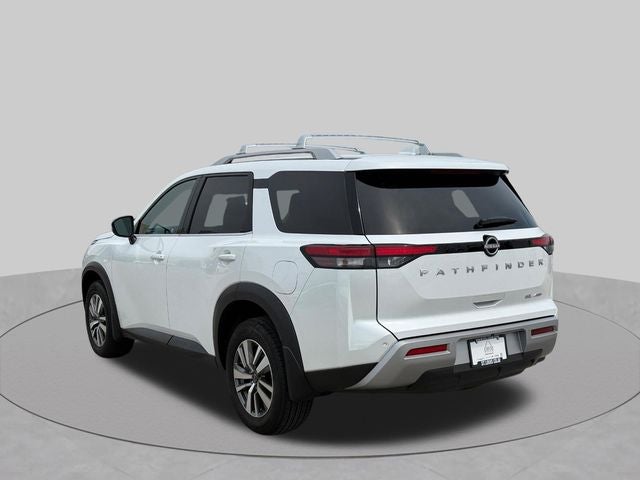 2025 Nissan Pathfinder SL 4WD