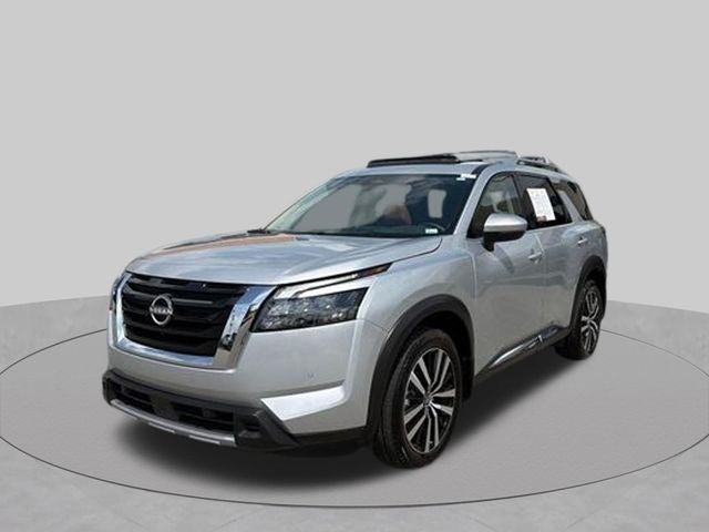2025 Nissan Pathfinder Platinum 4WD