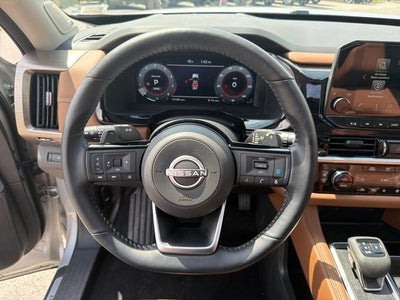 2025 Nissan Pathfinder Platinum 4WD
