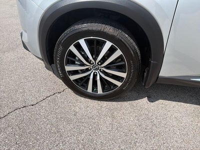 2025 Nissan Pathfinder Platinum 4WD