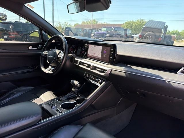 2022 Kia K5 GT-Line