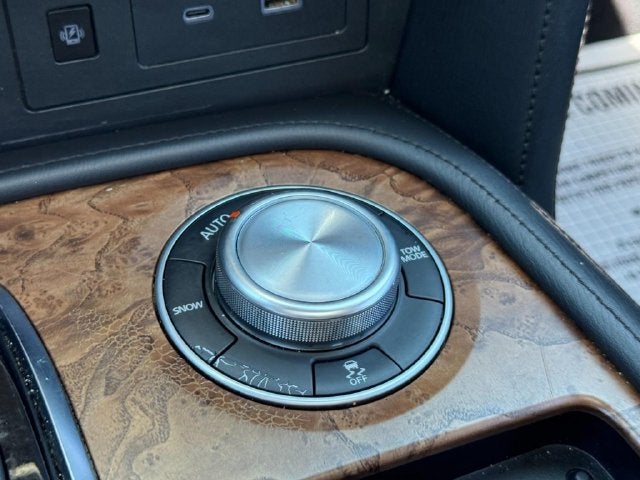 2022 Nissan Armada SL 4WD